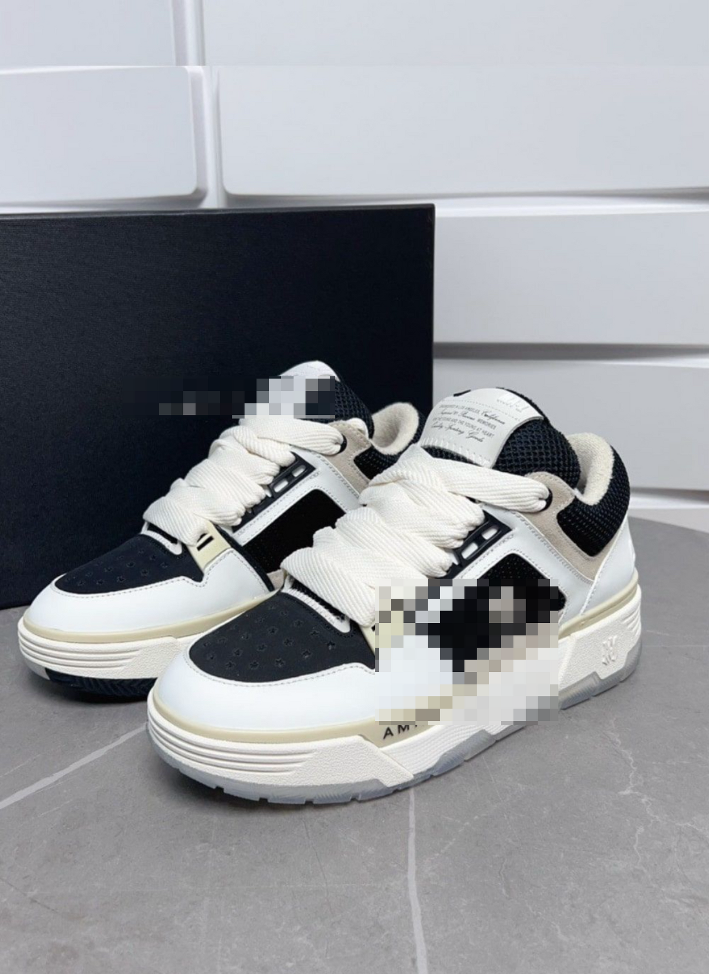 Black & White Kimiri Shoes