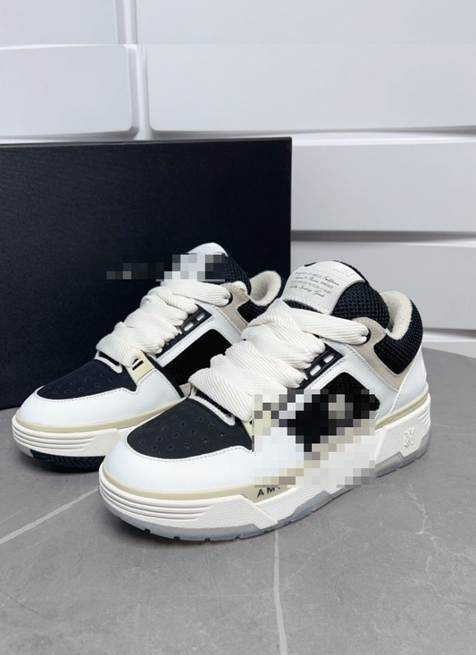 Black & White Kimiri Shoes
