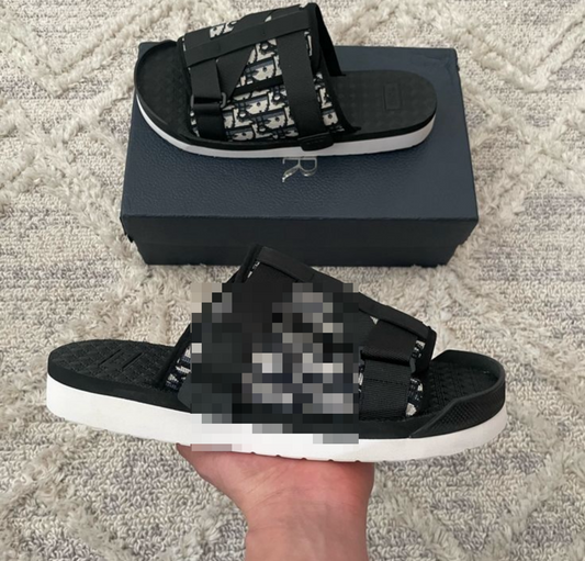 Bior Sandals